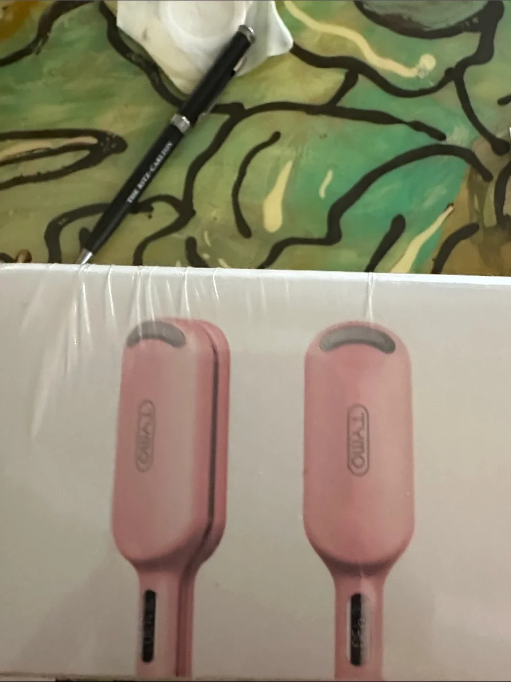 N/A curling iron